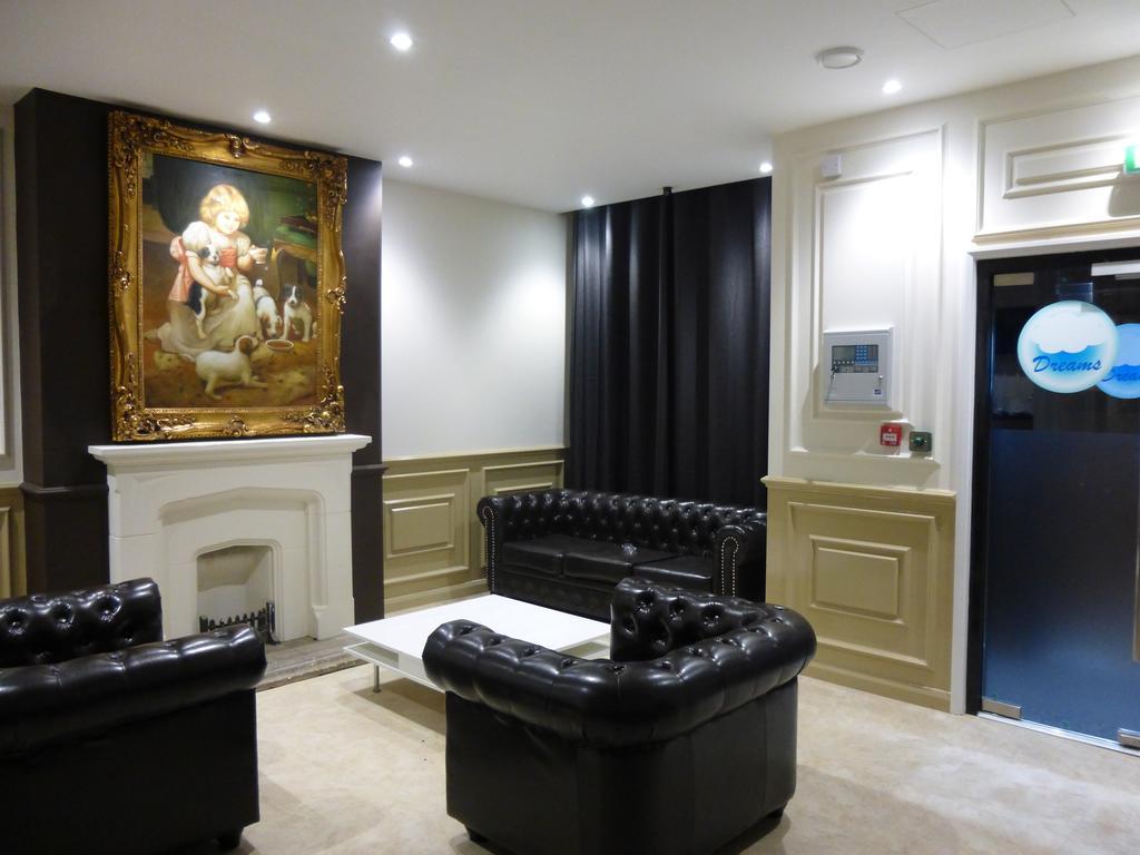 Dreams Hotel Barking  Extérieur photo