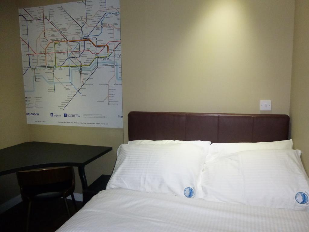 Dreams Hotel Barking  Chambre photo