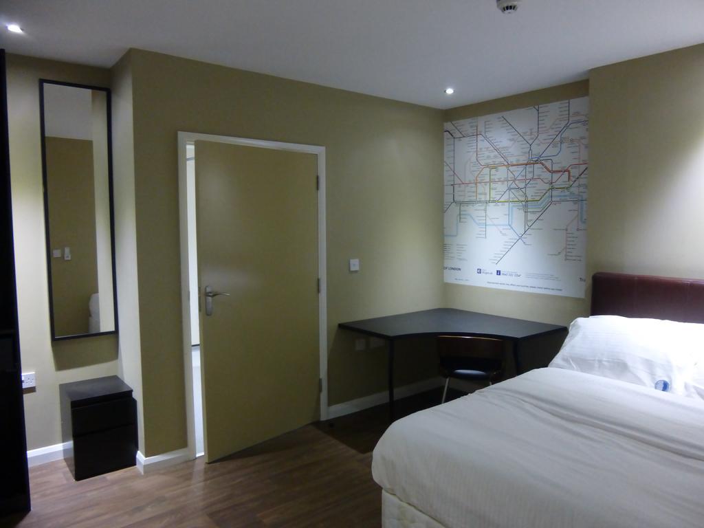 Dreams Hotel Barking  Chambre photo