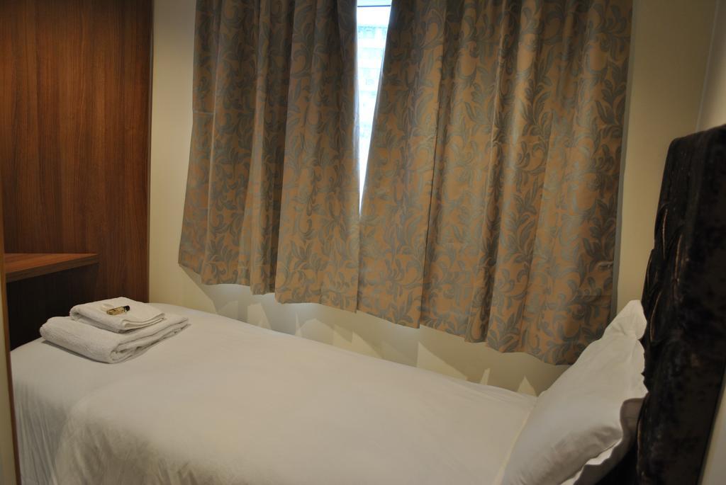 Dreams Hotel Barking  Extérieur photo