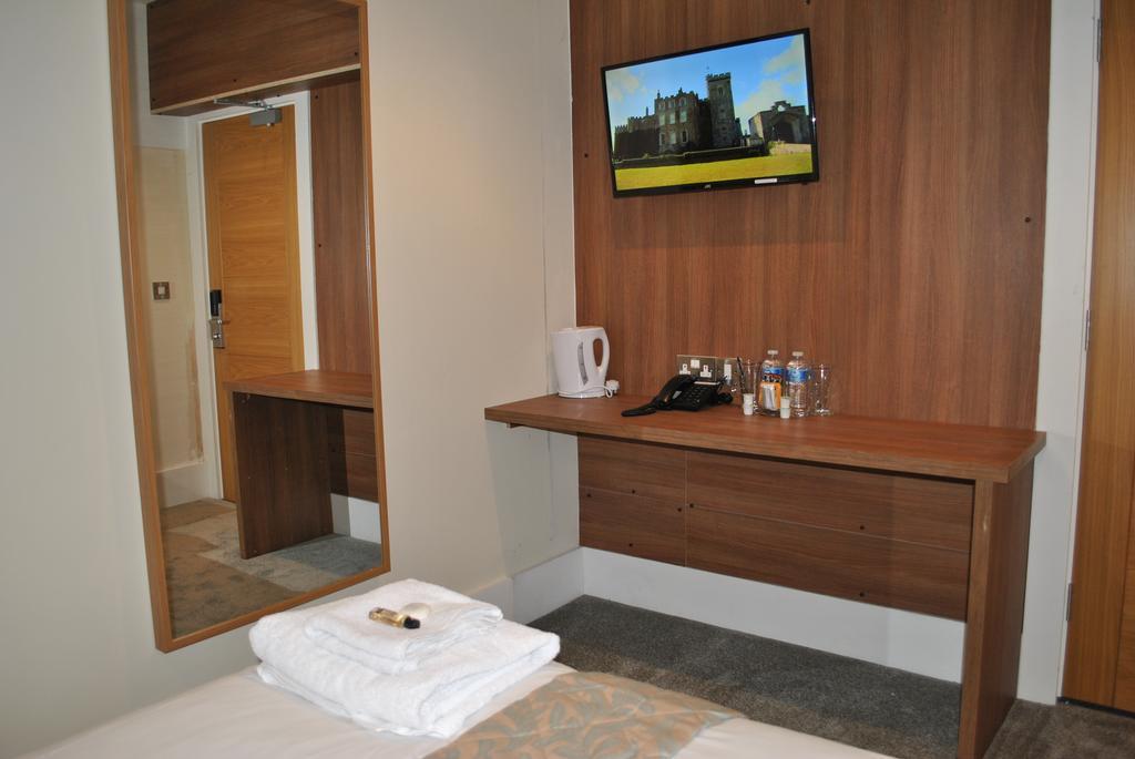 Dreams Hotel Barking  Extérieur photo