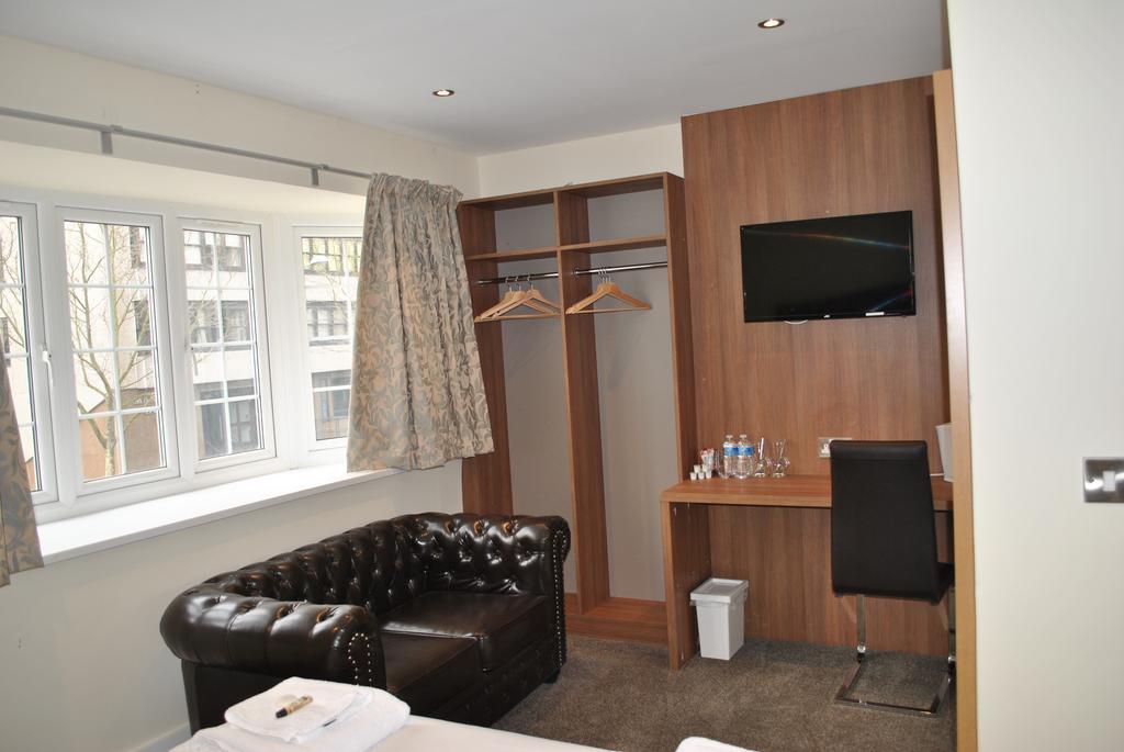Dreams Hotel Barking  Extérieur photo