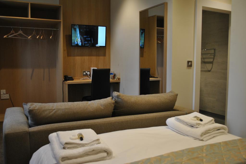 Dreams Hotel Barking  Extérieur photo