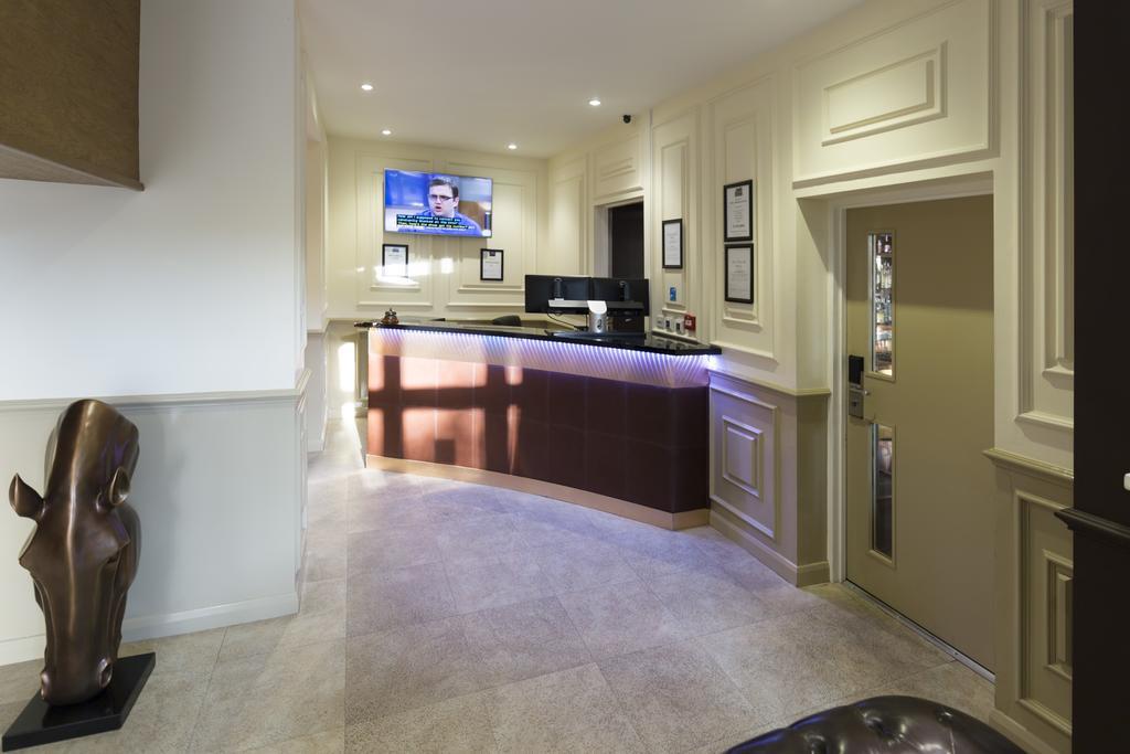 Dreams Hotel Barking  Extérieur photo